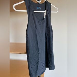 Janji AFO Vent Tank in Midnight, Small